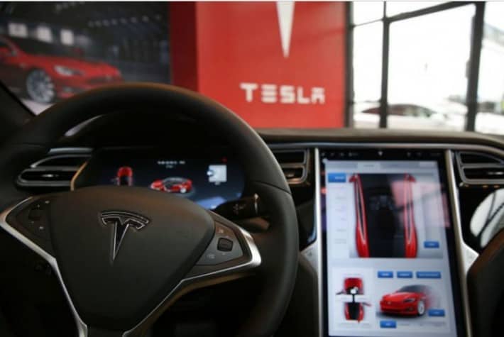 Camiones eléctricos Tesla, una revolución tecnológica en la carretera.