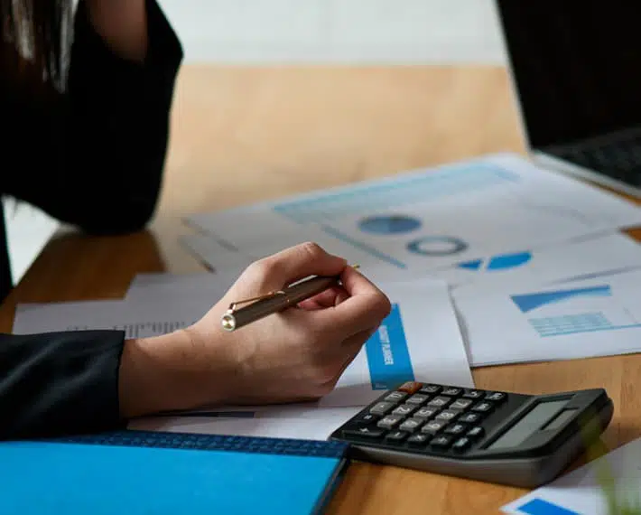 ¿Dónde estudiar contabilidad en línea? ¡Te lo contamos!