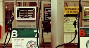 ¿Qué hay que hacer para trabajar en una gasolinera?