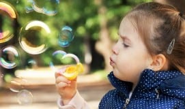 Pensión de orfandad: ¿quién tiene derecho a cobrarla?