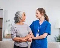 Los 5 mejores cursos online para trabajar en un geriátrico